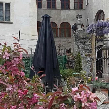 Di Charme Palazzo Lambertenghi טיראנו